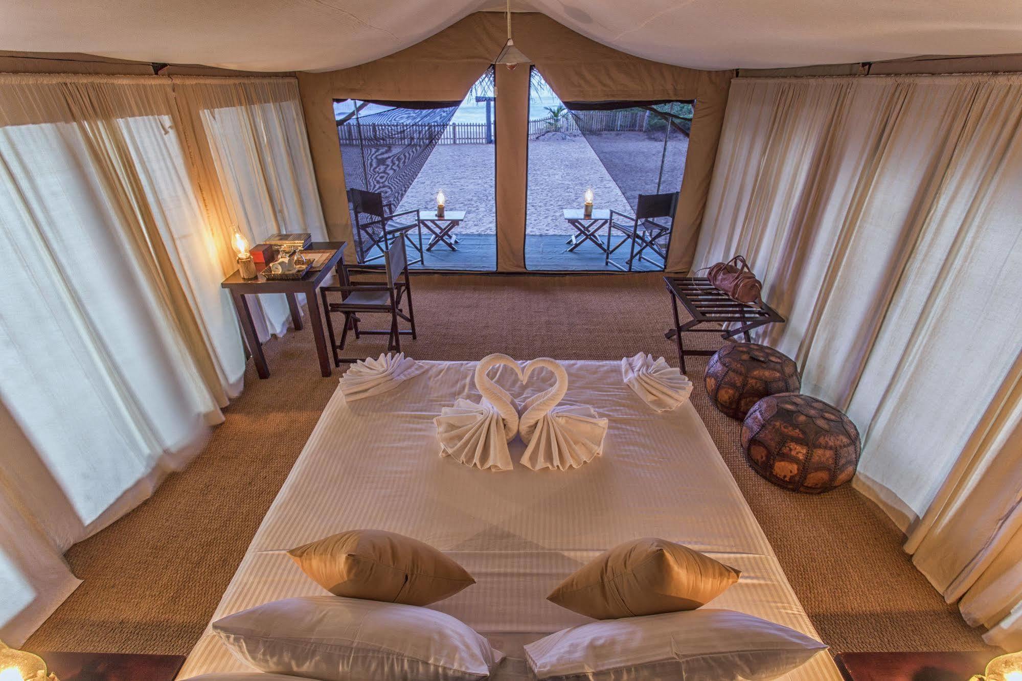 The Beach Camp Yala Kirinda  Exterior foto
